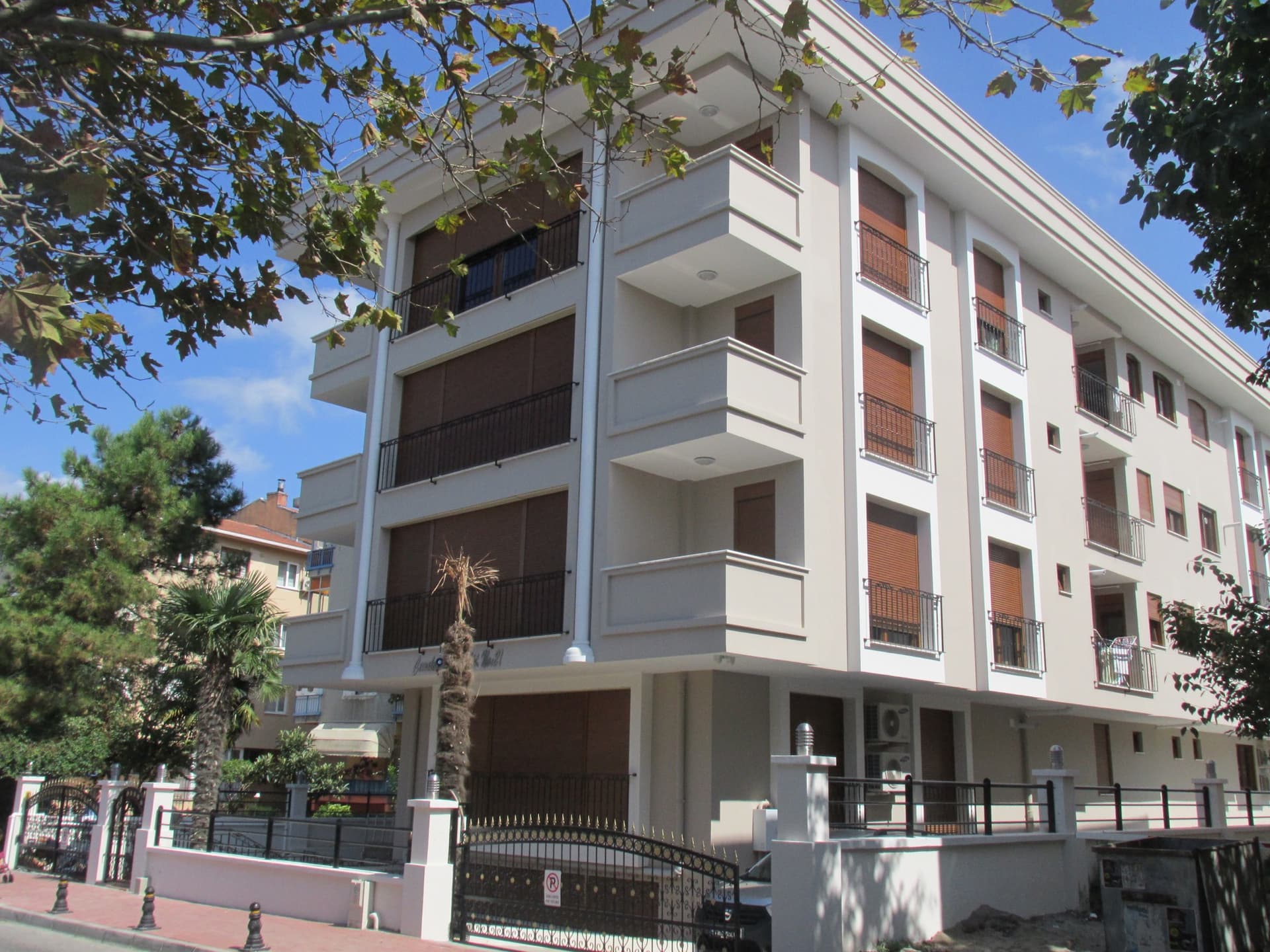 ACIBADEM CEMALETTİN DİNÇER KONAĞI 15 DAİRE OFİS