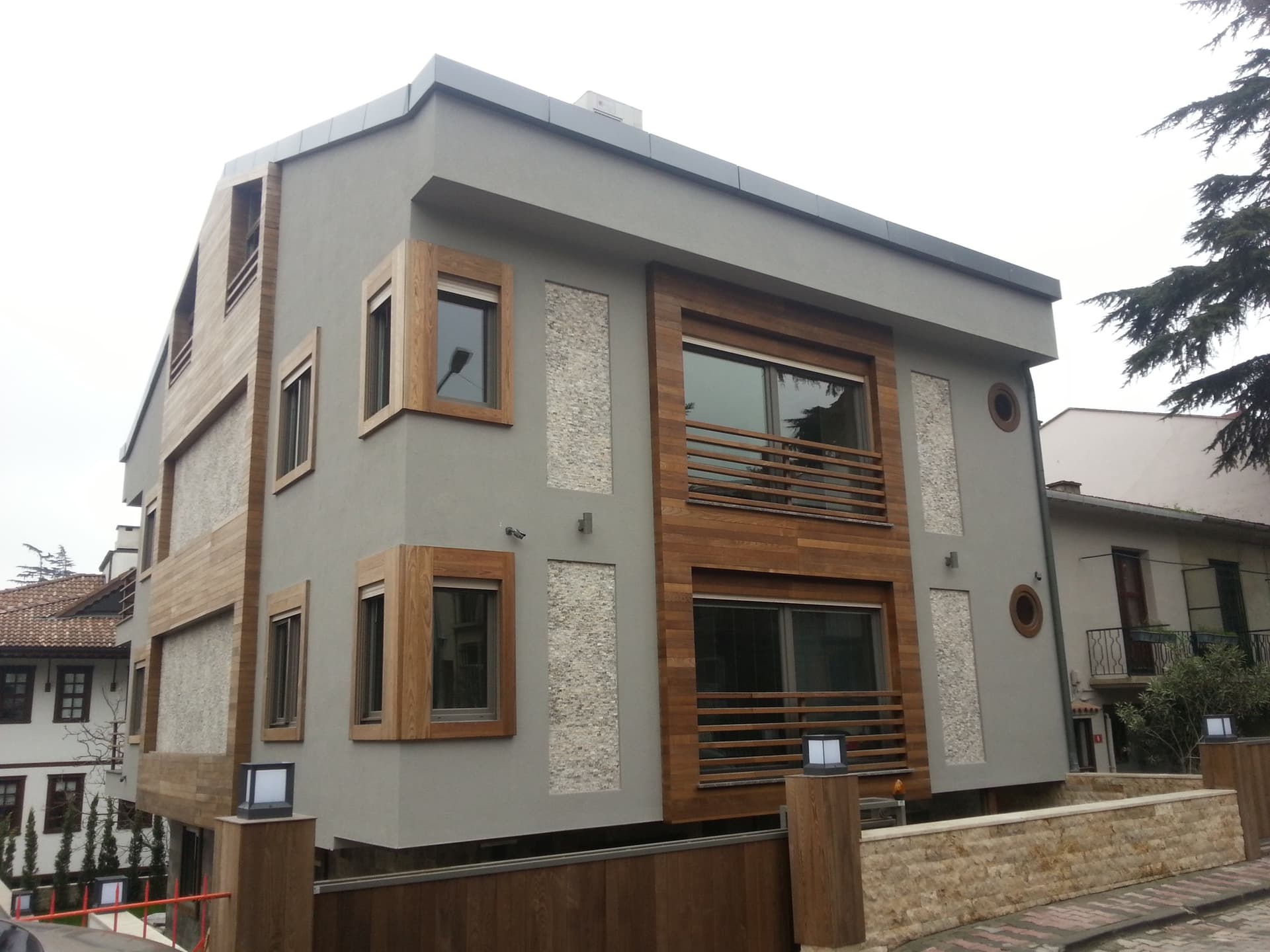 KOŞUYOLU MÜSTAKİL VİLLA